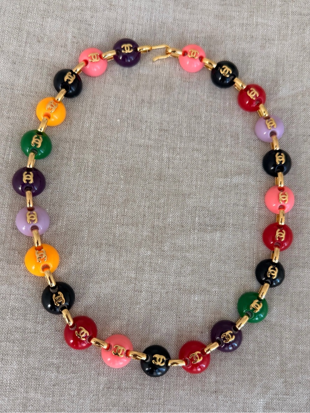 🍭CHANEL Multicolor Button Link Necklace with Gold-Tone Hardware🍭 - Picture 5 of 12